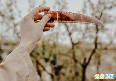 �뿪�˲����˵��İ� ͻȻ�����˵���һ˲���İ�